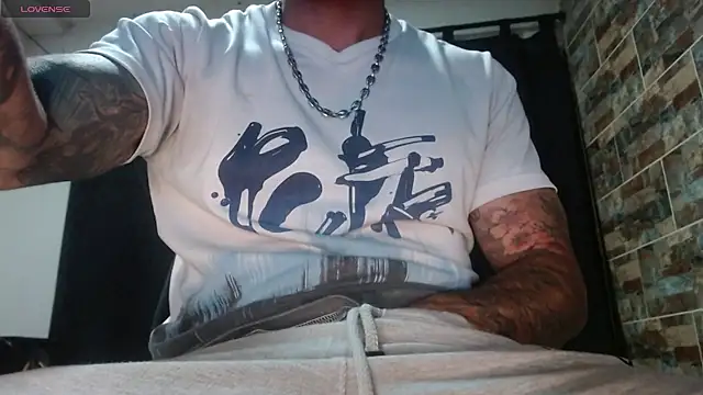 babyrecord1 online show from 12/02/25, 11:50