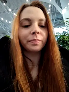 Snapshot of oh_rachel chatting on 10/21/25, 01:10 oh rachel online show from 10/21/25, 01:10