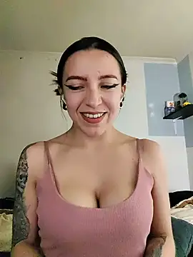 Snapshot of Paudelatorre chatting on 07/09/26, 04:57 Paudelatorre online show from 07/09/26, 04:57