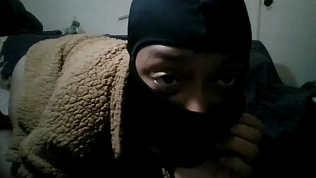 Snapshot of Daszler chatting on 01/03/25, 12:33 Daszler online show from 01/03/25, 12:33