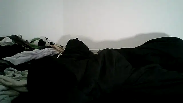 Snapshot of Daszler chatting on 03/17/25, 09:46 Daszler online show from 03/17/25, 09:46