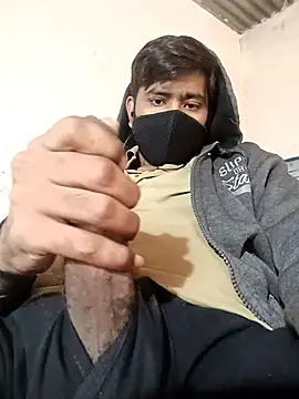 Snapshot of Pussy_lover_33 chatting on 01/11/26, 04:41 Pussy lover 33 online show from 01/11/26, 04:41