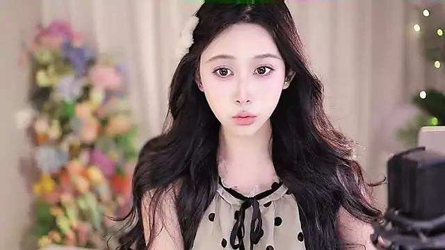 Snapshot of SleepArtist chatting on 02/24/25, 10:48 SleepArtist online show from 02/24/25, 10:48