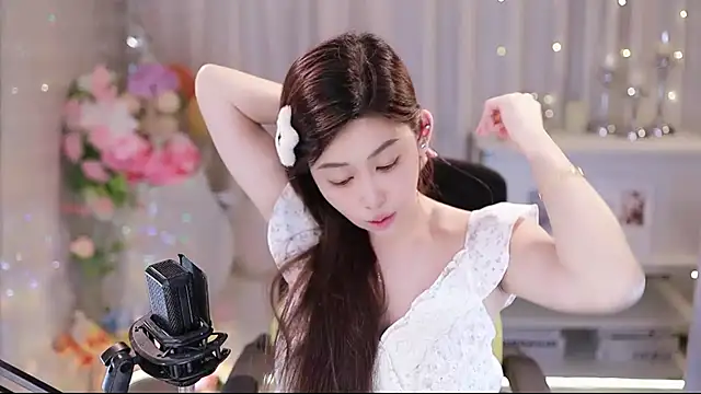 SleepArtist online show from 10/22/25, 02:33