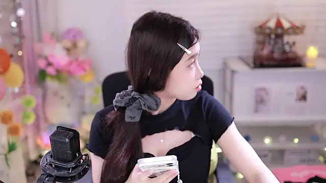 SleepArtist online show from 12/22/25, 03:12