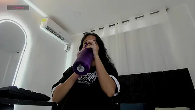 lexyfyre online show from 04/16/26, 11:44