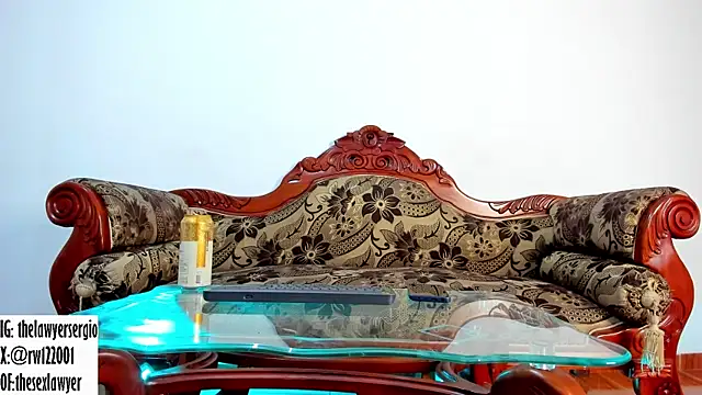 Snapshot of thesexlawyer1 chatting on 02/14/25, 02:50 thesexlawyer1 online show from 02/14/25, 02:50