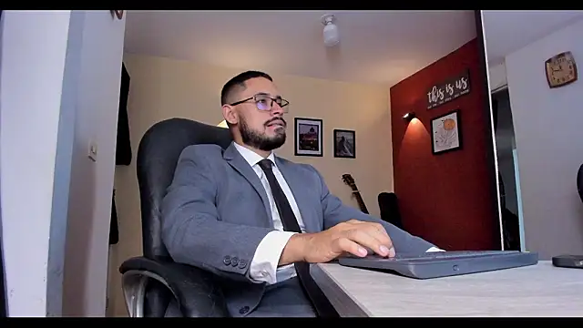 Snapshot of thesexlawyer1 chatting on 03/04/26, 02:52 thesexlawyer1 online show from 03/04/26, 02:52