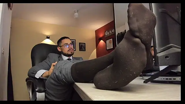 thesexlawyer1 online show from 12/15/25, 03:56