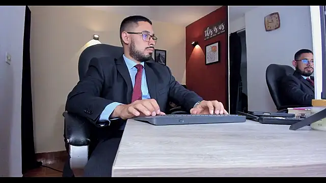 Snapshot of thesexlawyer1 chatting on 03/06/26, 03:01 thesexlawyer1 online show from 03/06/26, 03:01