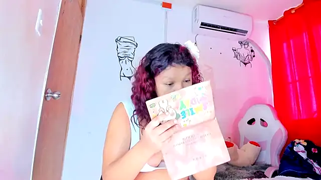 Emily Coper18 online show from 02/16/26, 01:54