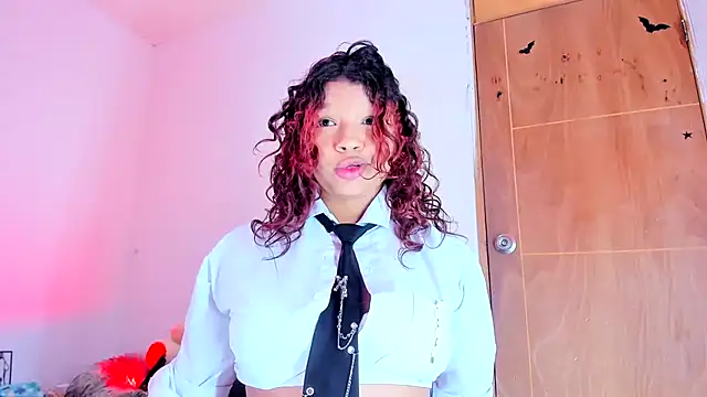 Emily Coper18 online show from 04/09/26, 04:35