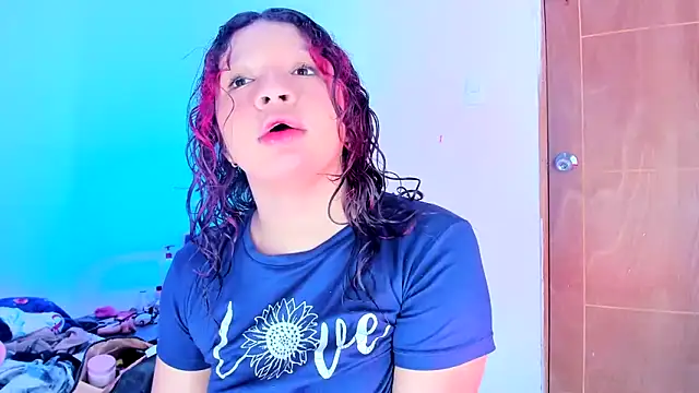 Emily Coper18 online show from 05/10/26, 02:08