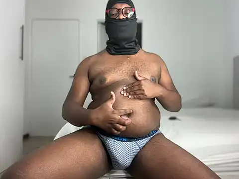 KivenSa online show from 10/08/25, 10:54