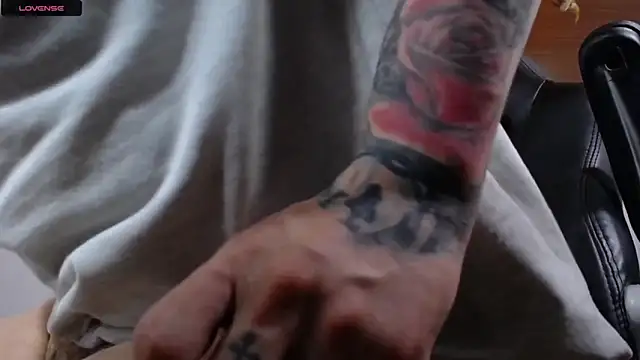 cute eidenx online show from 02/20/26, 10:22