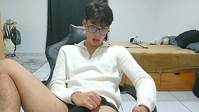 Jacotnk online show from 10/05/25, 01:07