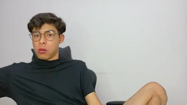 Jacotnk online show from 03/18/25, 05:23