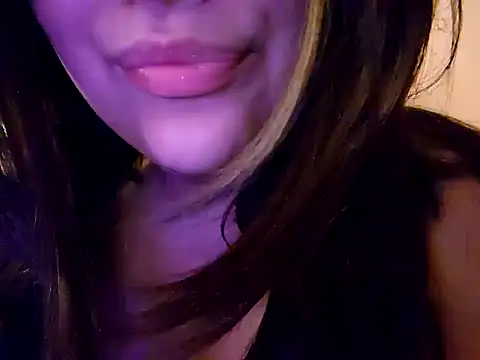 Snapshot of Blanquitaaa chatting on 12/26/24, 07:16 Blanquitaaa online show from 12/26/24, 07:16