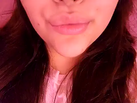 Snapshot of Blanquitaaa chatting on 12/04/24, 06:00 Blanquitaaa online show from 12/04/24, 06:00