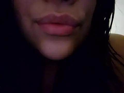 Snapshot of Blanquitaaa chatting on 03/06/25, 07:32 Blanquitaaa online show from 03/06/25, 07:32