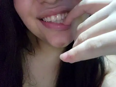 Snapshot of Blanquitaaa chatting on 02/23/26, 05:30 Blanquitaaa online show from 02/23/26, 05:30