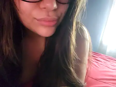 Snapshot of Blanquitaaa chatting on 02/16/26, 02:16 Blanquitaaa online show from 02/16/26, 02:16