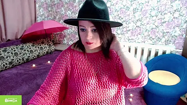 Julia-ru online show from 10/10/25, 08:09