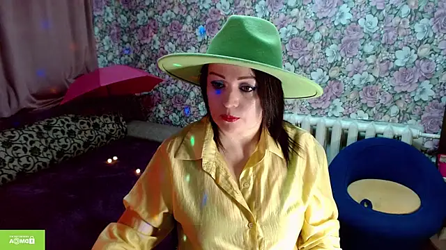 Julia-ru online show from 09/25/25, 09:32