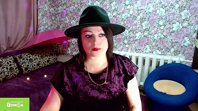 Julia-ru online show from 09/17/25, 06:54