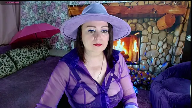 Julia-ru online show from 05/21/26, 08:50