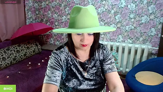 Julia-ru online show from 12/03/25, 10:09