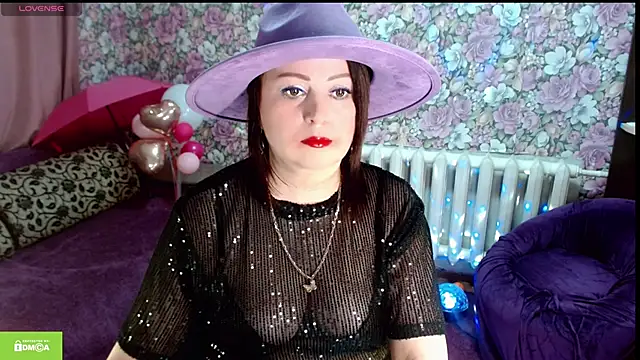 Julia-ru online show from 04/13/26, 07:51