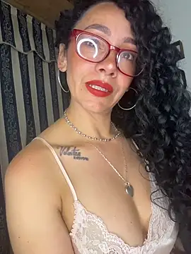 JULYSEX1 online show from 05/17/26, 01:00