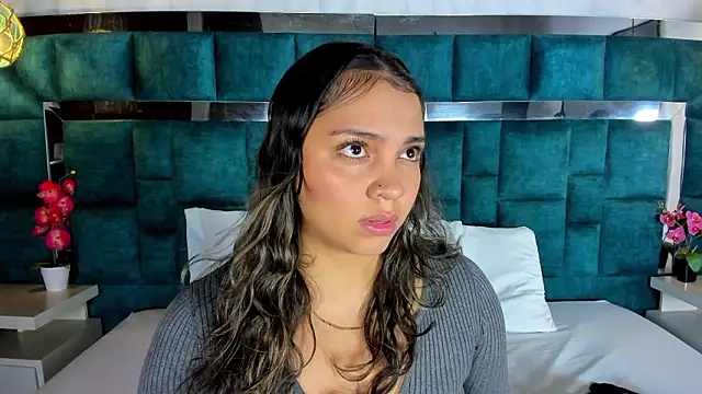 Abril Gomez06 online show from 03/18/26, 06:42
