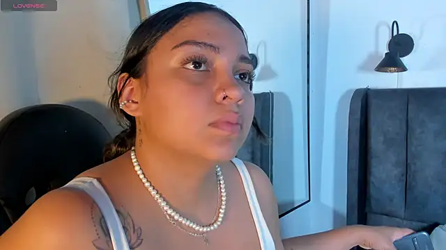 Abril Gomez06 online show from 05/15/26, 05:22