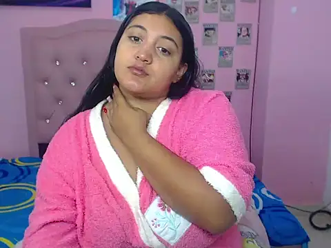 Snapshot of melody-tarly chatting on 02/12/25, 12:12 melody-tarly online show from 02/12/25, 12:12
