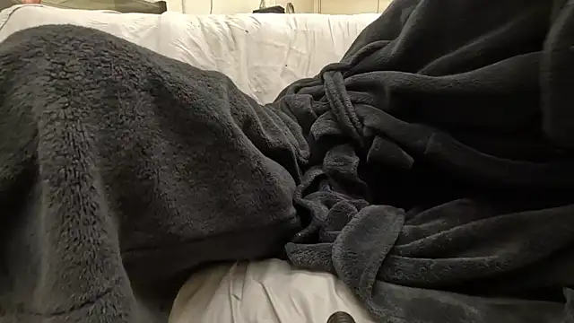 Snapshot of joeiandola chatting on 02/14/26, 06:08 joeiandola online show from 02/14/26, 06:08