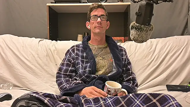 joeiandola online show from 10/20/25, 03:01