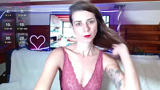 Snapshot of Trinity_Fire chatting on 01/11/26, 09:00 Trinity Fire online show from 01/11/26, 09:00