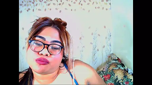 Indian Lola00 online show from 07/17/26, 06:27