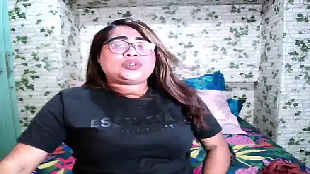 Indian Lola00 online show from 06/24/26, 05:22