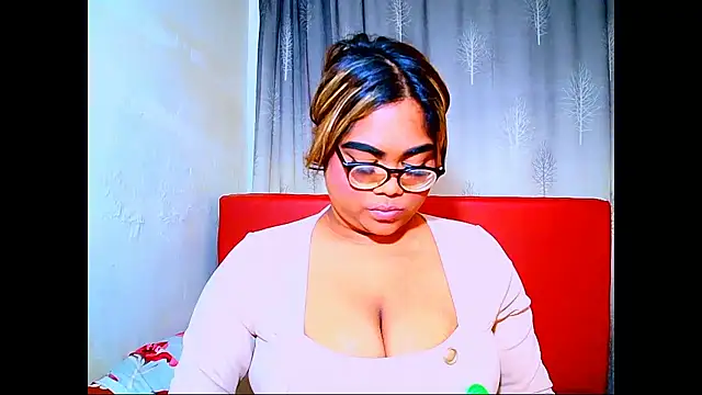 Indian Lola00 online show from 04/12/26, 06:11