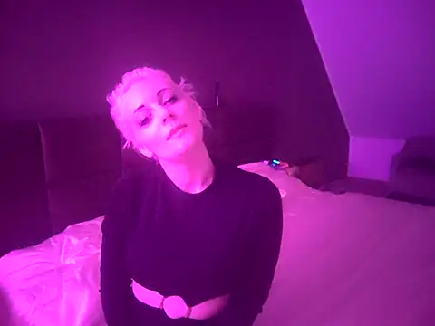 Wendyx666 Pika online show from 09/17/25, 09:17