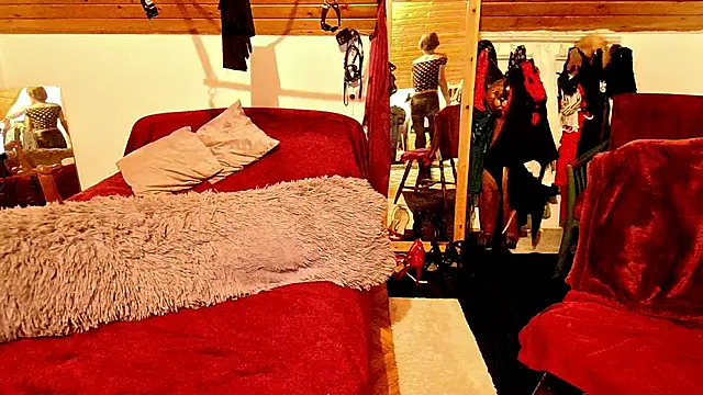 Hot Colettte online show from 03/27/26, 05:47