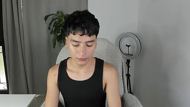 sebas rose online show from 10/22/25, 02:16