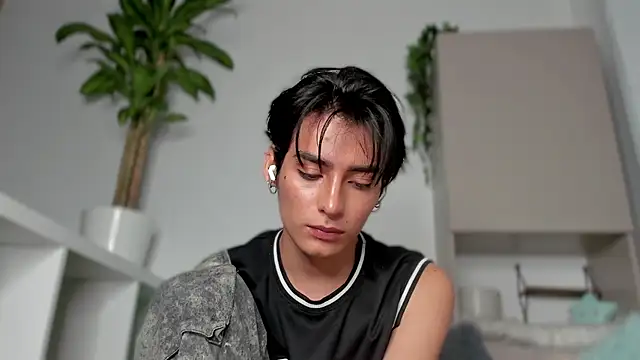 sebas rose online show from 01/28/25, 08:47