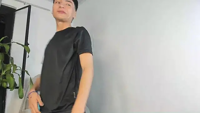 sebas rose online show from 10/19/25, 12:13