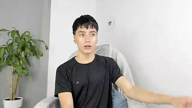 sebas rose online show from 10/21/25, 04:28