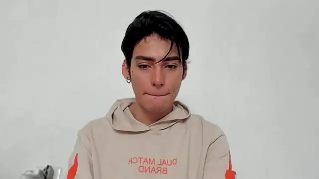 sebas rose online show from 12/05/24, 02:28