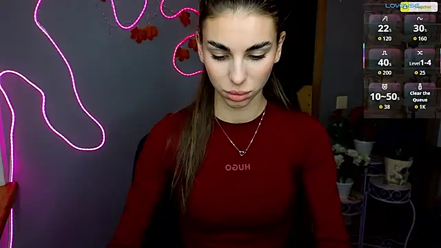 Snapshot of EmmyGreans chatting on 11/11/25, 07:03 EmmyGreans online show from 11/11/25, 07:03